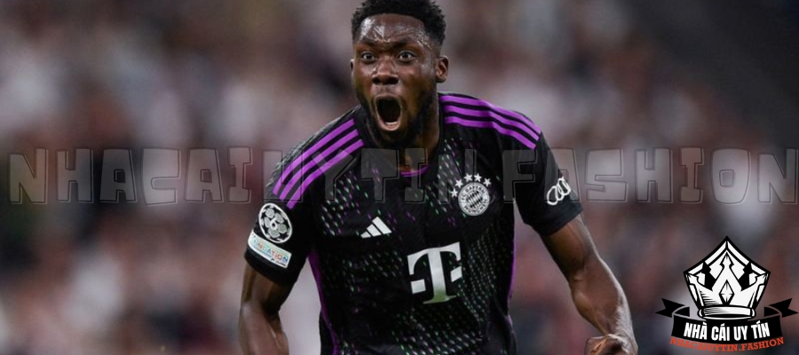 Alphonso Davies ghi bàn mở tỷ số cho Bayern